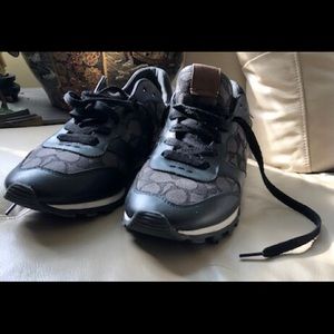Coach CC logo shoes size 10